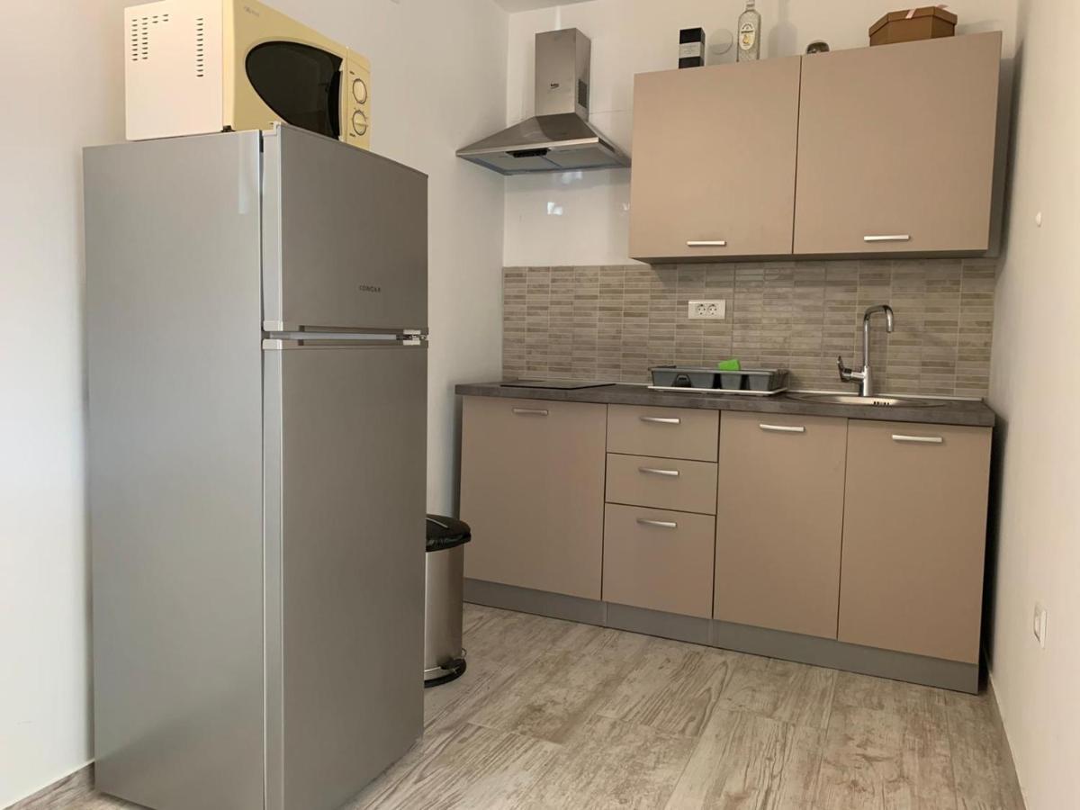 Apartment Mirakul Zengg Kültér fotó