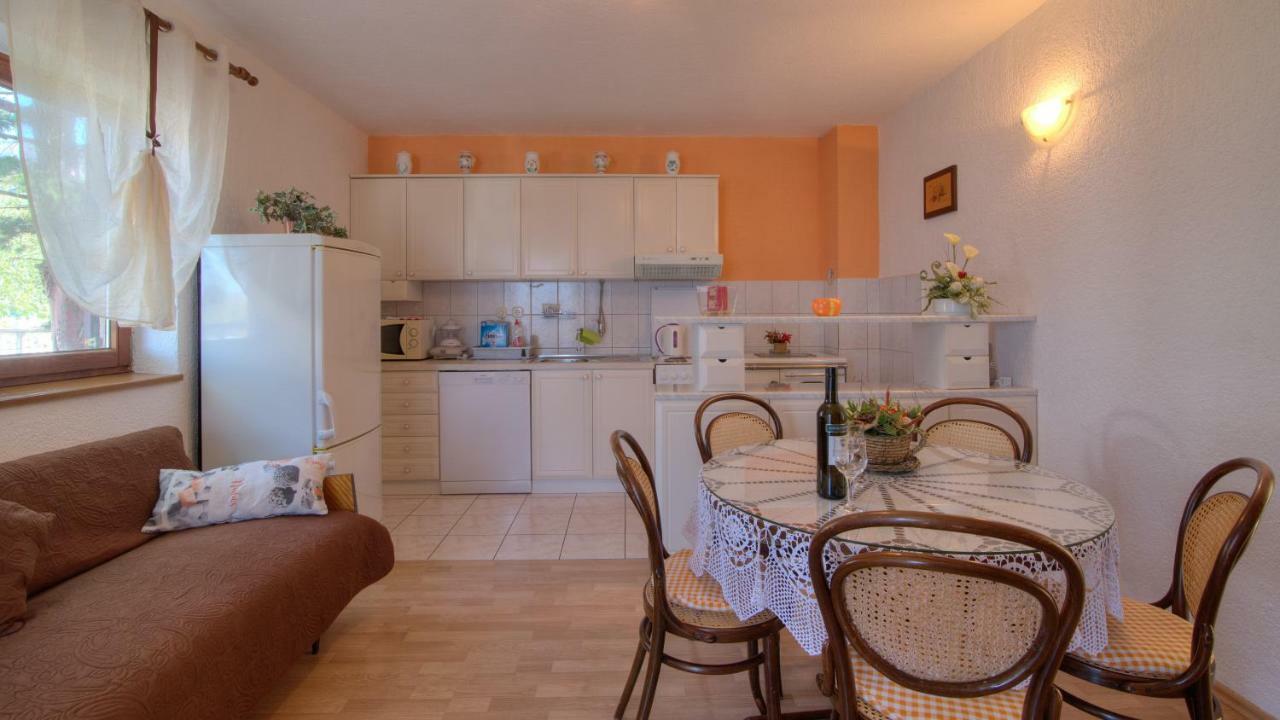 Apartment Mirakul Zengg Kültér fotó