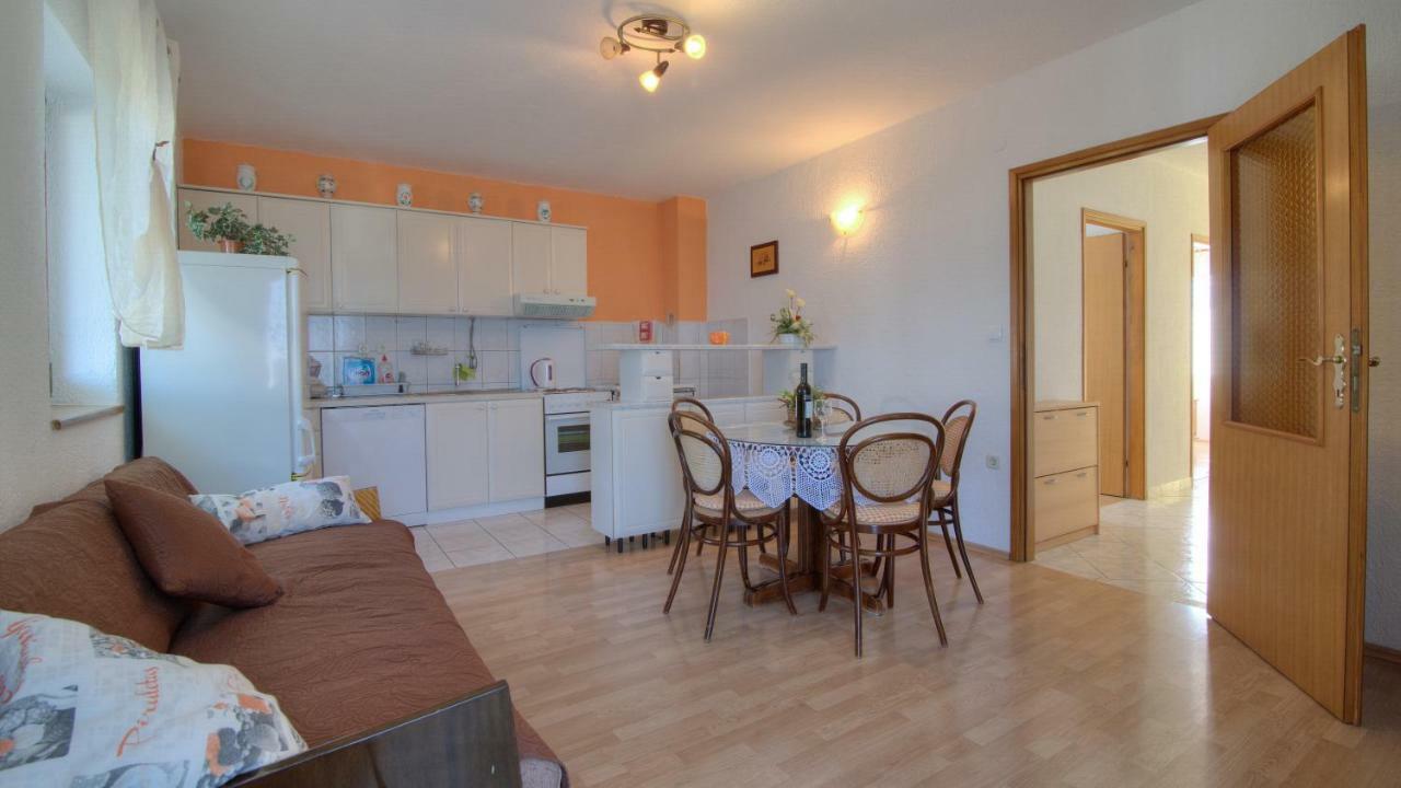 Apartment Mirakul Zengg Kültér fotó